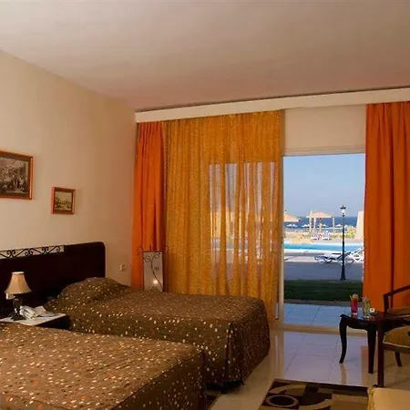 Wadi Lahmy Azur Resort